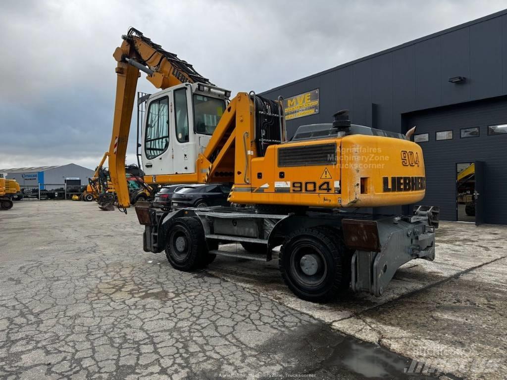 Liebherr A 904 C 轮式挖掘机
