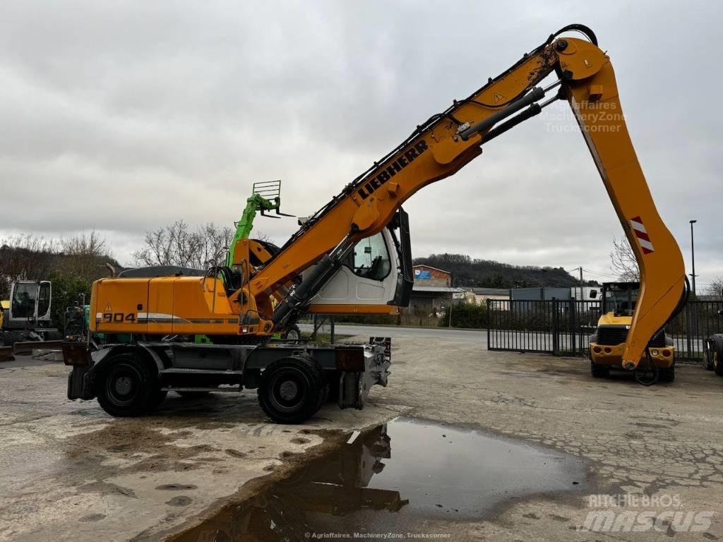 Liebherr A 904 C 轮式挖掘机
