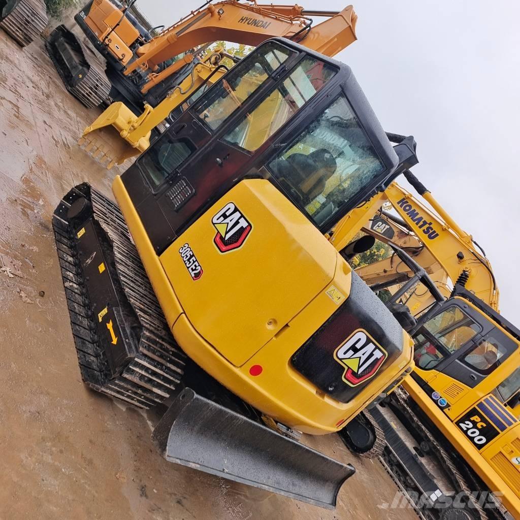 CAT 305.5 E CR 小型挖掘机