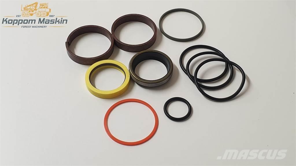 Ponsse NH28265-05 货运起重机