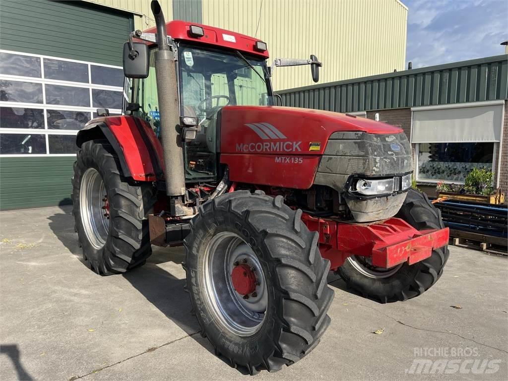 McCormick MTX135 拖拉机/农用车