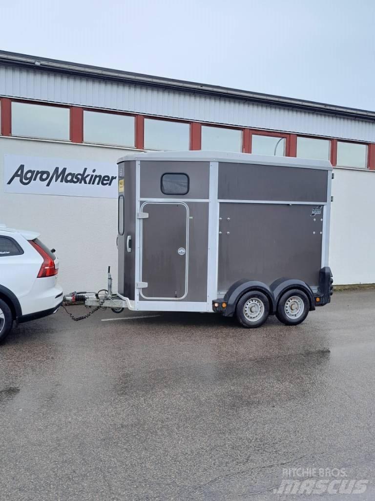 Ifor Williams HB 506 动物运输拖车