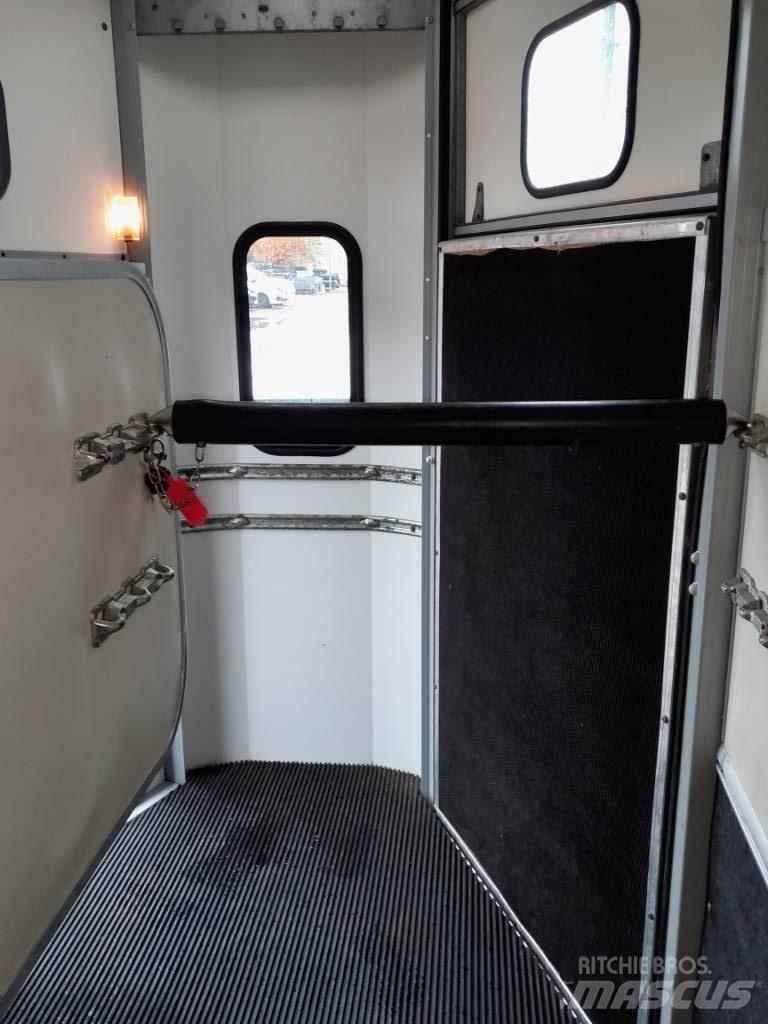 Ifor Williams HB 506 动物运输拖车