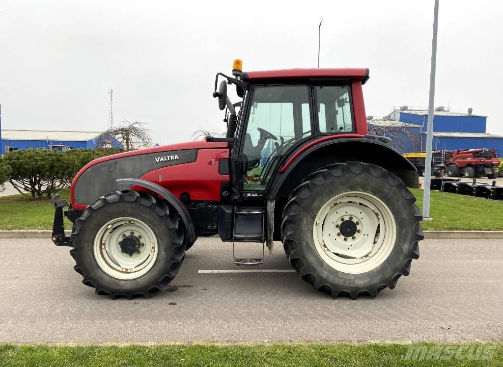 Valtra T 131 拖拉机/农用车
