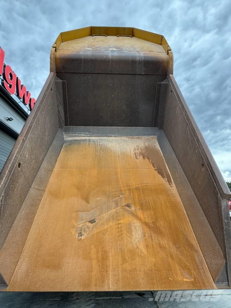 CAT 772G 刚性自卸车