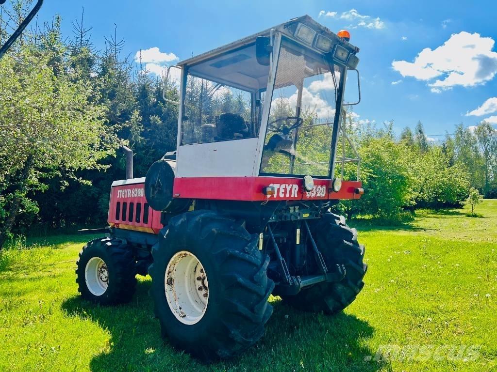 Steyr 8320 青饲料收获机