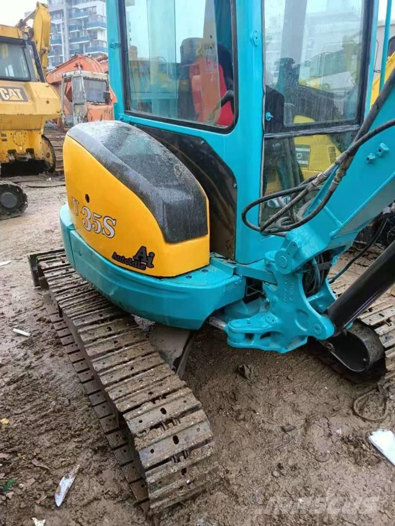 Kubota U30 小型挖掘机