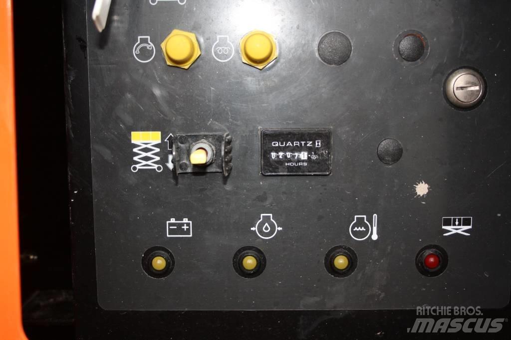 JLG 530 LRT 剪叉式升降机