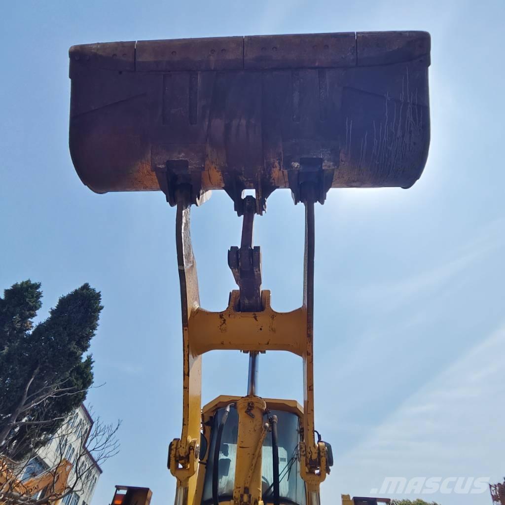 Komatsu WA 500 轮式装载机