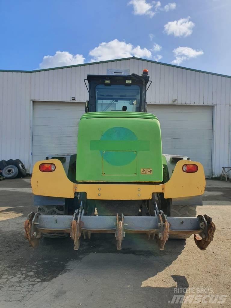 New Holland F 156 A 平地机/推土机