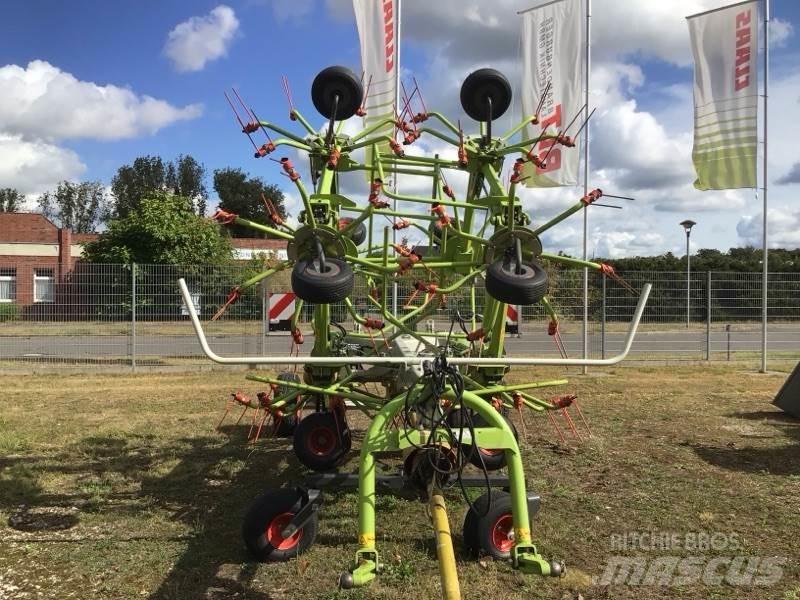 CLAAS Volto 1300 T 犁耙和摊草机