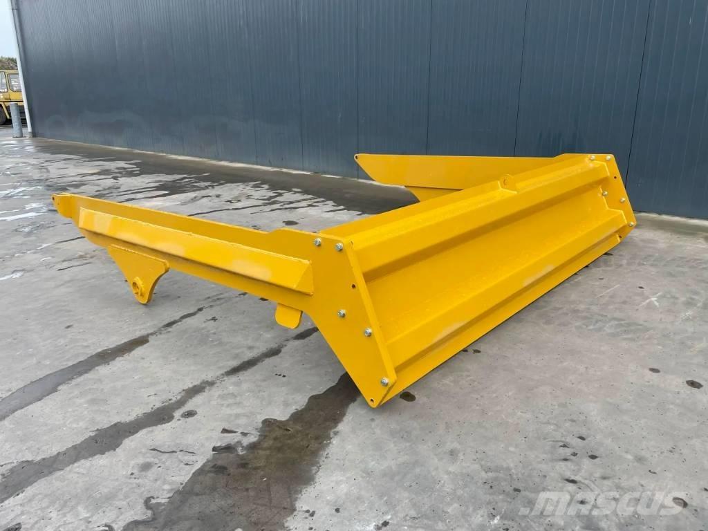 Volvo A25G 尾门、后挡板