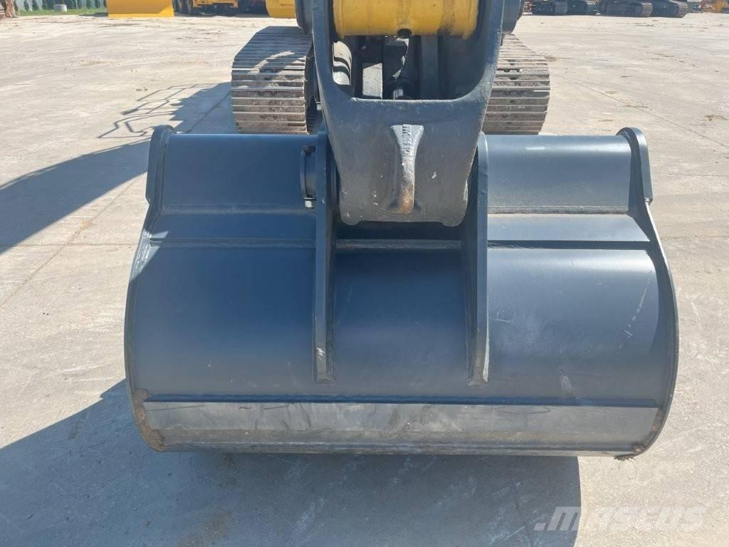 Komatsu PC 210 LC-11 履带挖掘机