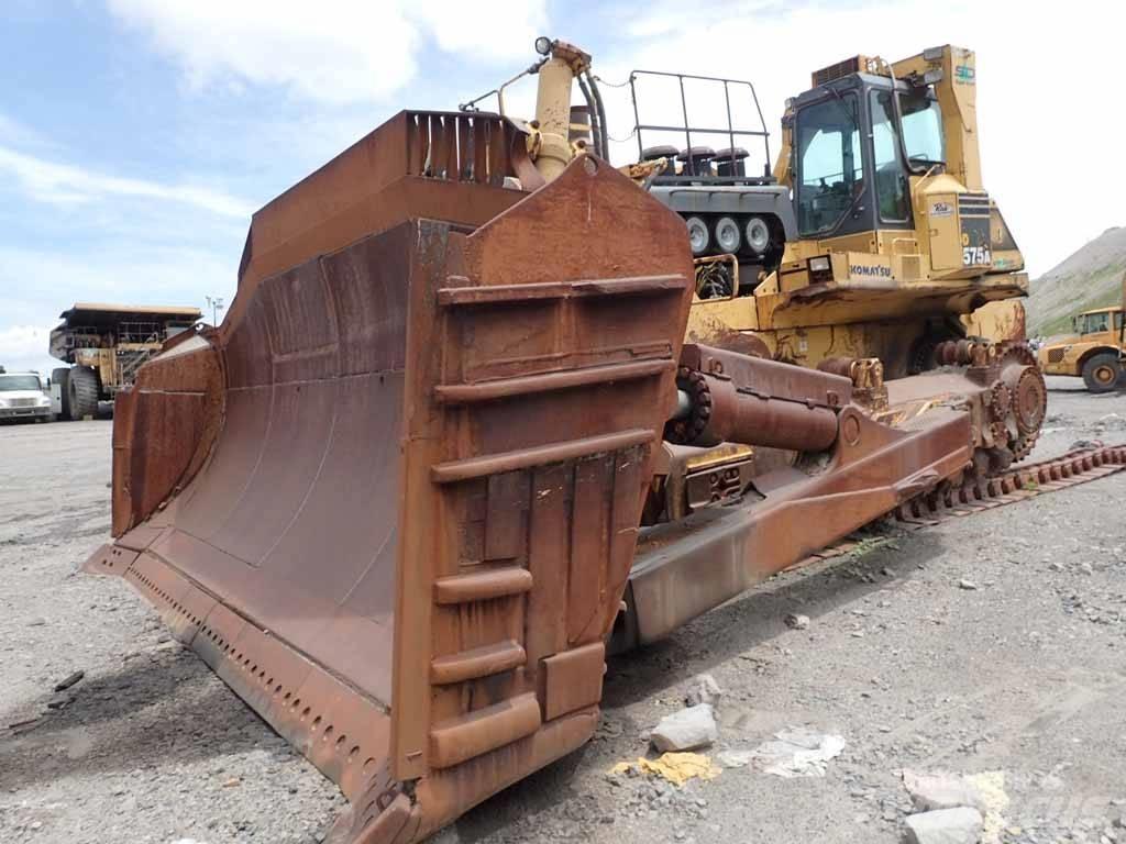Komatsu D 575 A-3 履带式推土机