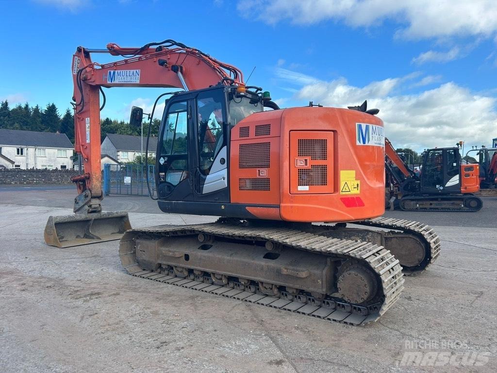 Hitachi ZX225 USLC-6 履带挖掘机