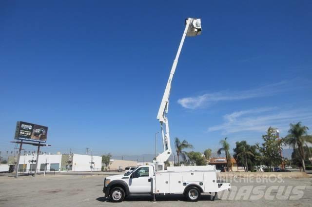 Ford F 550 车载式高空作业车
