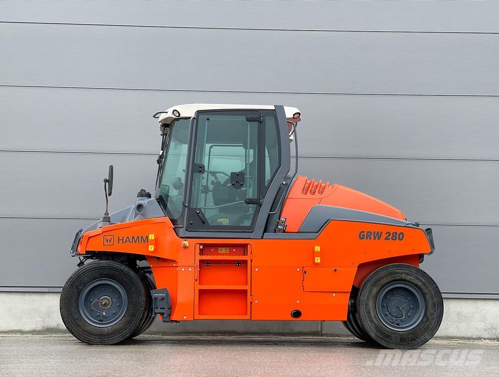 Hamm GRW 280-10 胶轮压路机