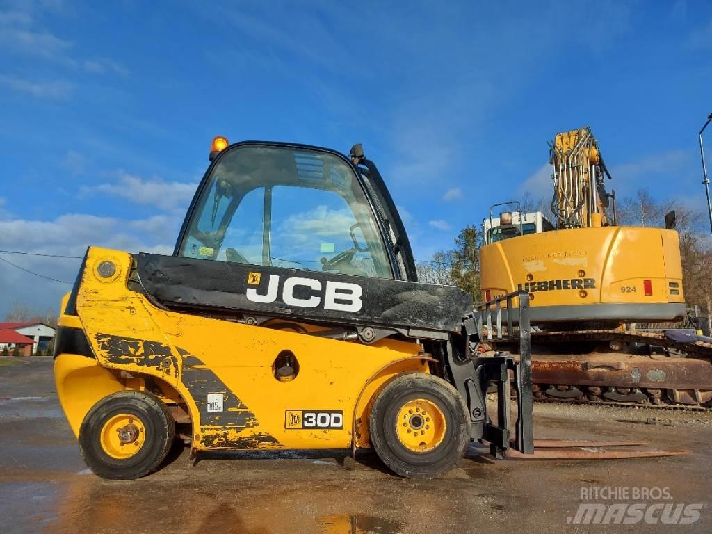 JCB TLT 30 D 伸缩臂叉装车|叉装车