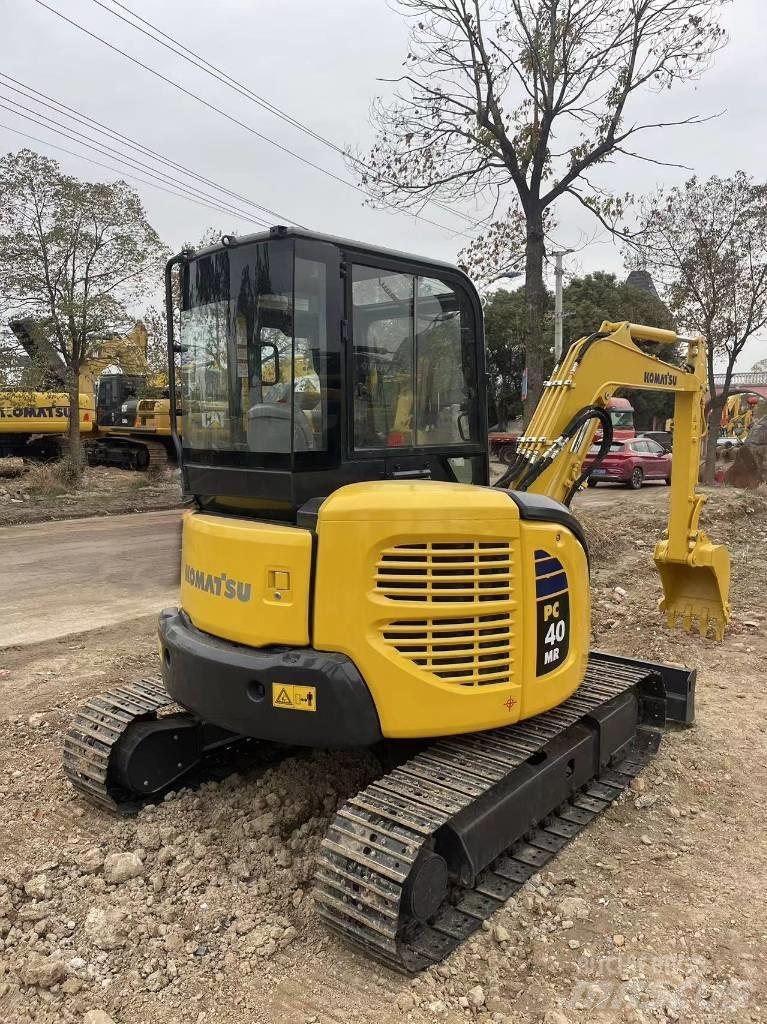Komatsu PC 40MR 小型挖掘机