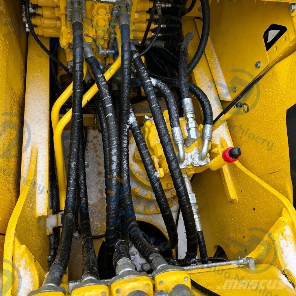 Komatsu PC200-8 履带挖掘机