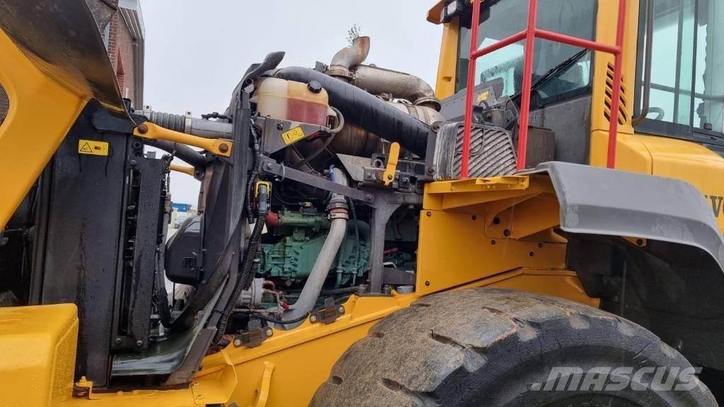 Volvo L 110 H 轮式装载机