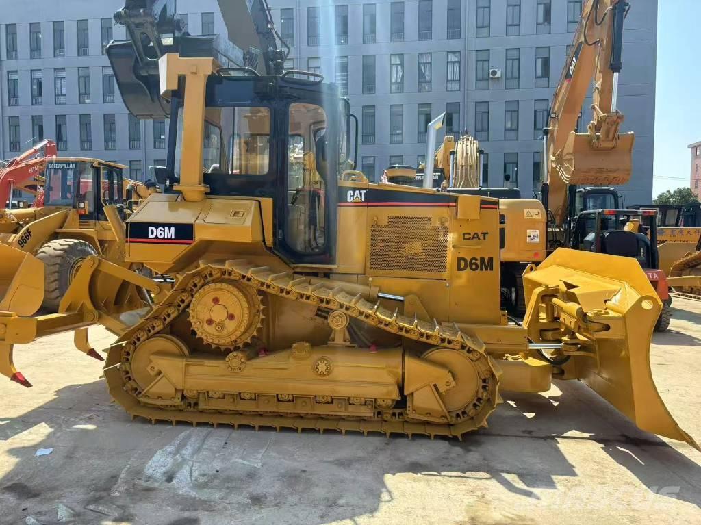 CAT D 6 M 履带式推土机