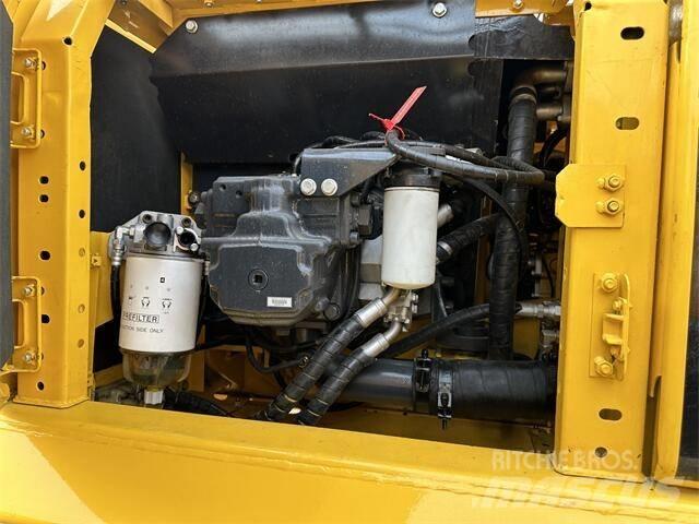 Komatsu PC 210-8 履带挖掘机