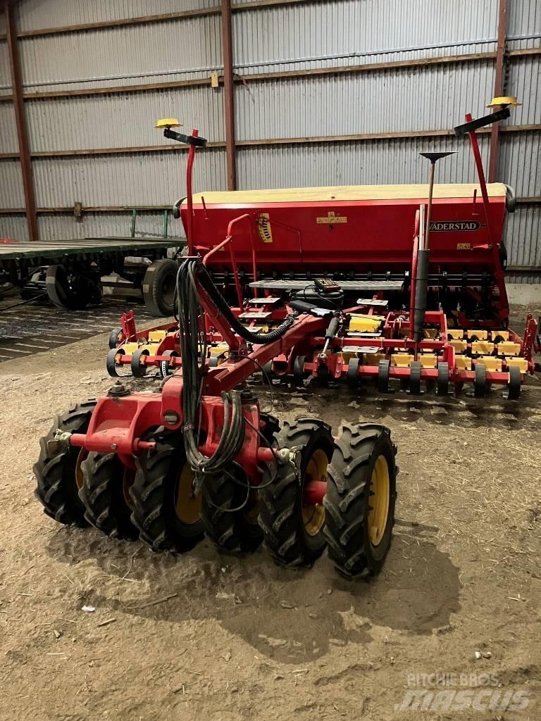 Väderstad Rapid400C 多功能条播机