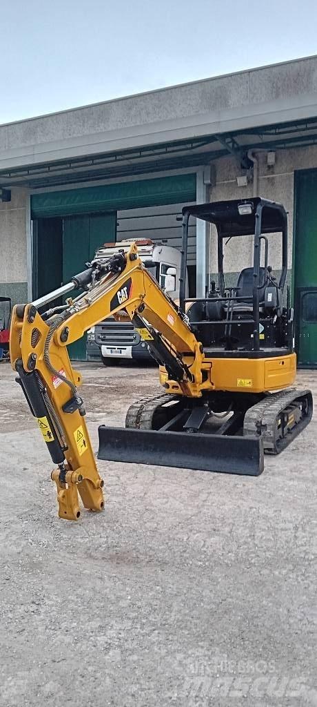 CAT 303 E CR 履带挖掘机