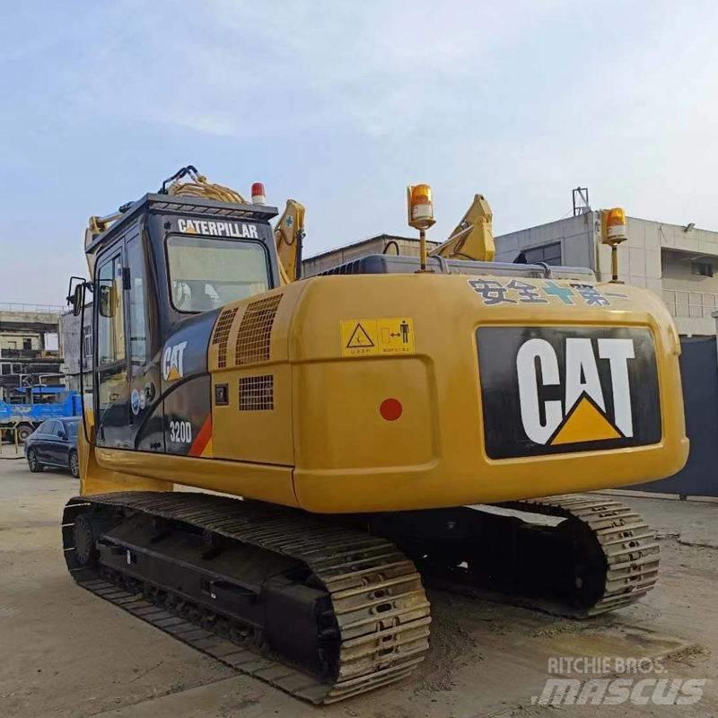 CAT 320 D 履带挖掘机