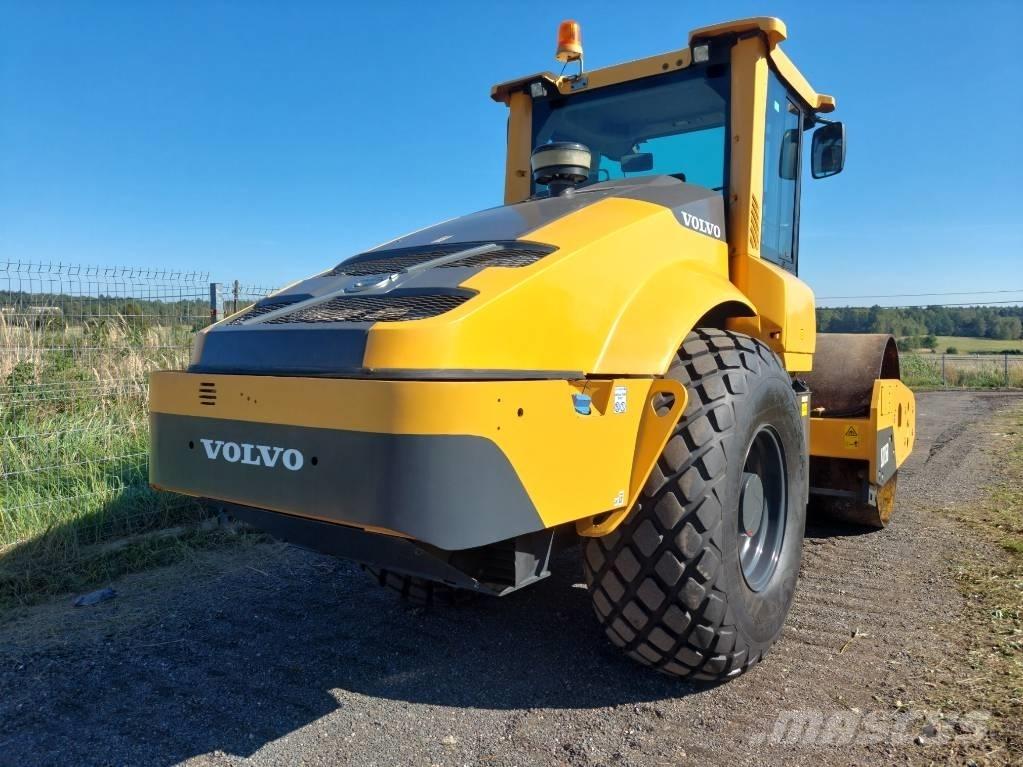 Volvo SD 115 B 单轮压路机
