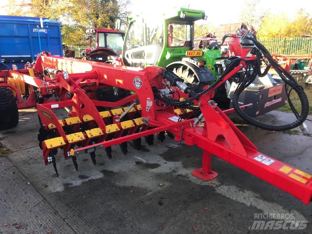 Väderstad TD300 手扶中耕机