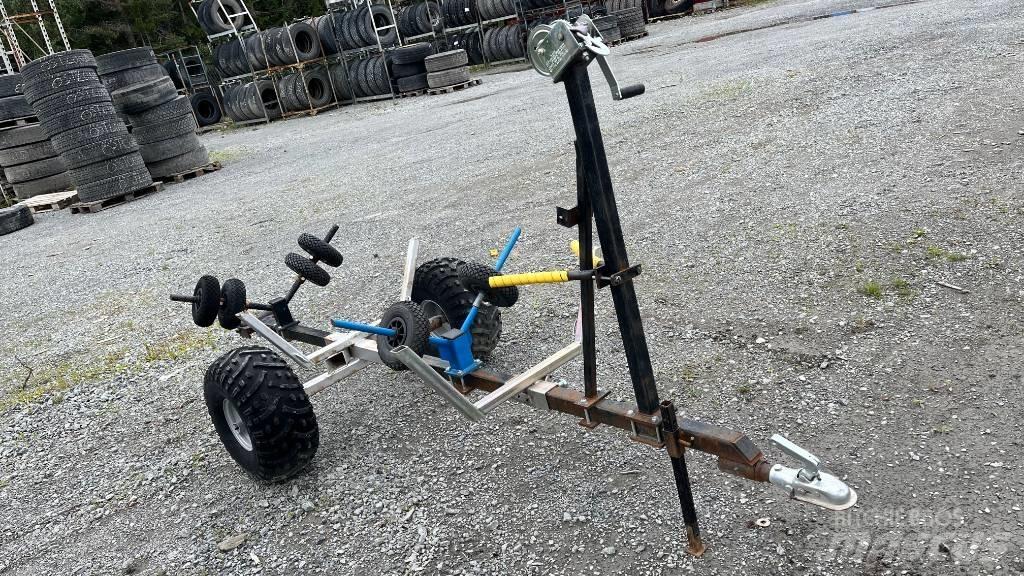  Båtvagn Fyrhjuling 其他拖车