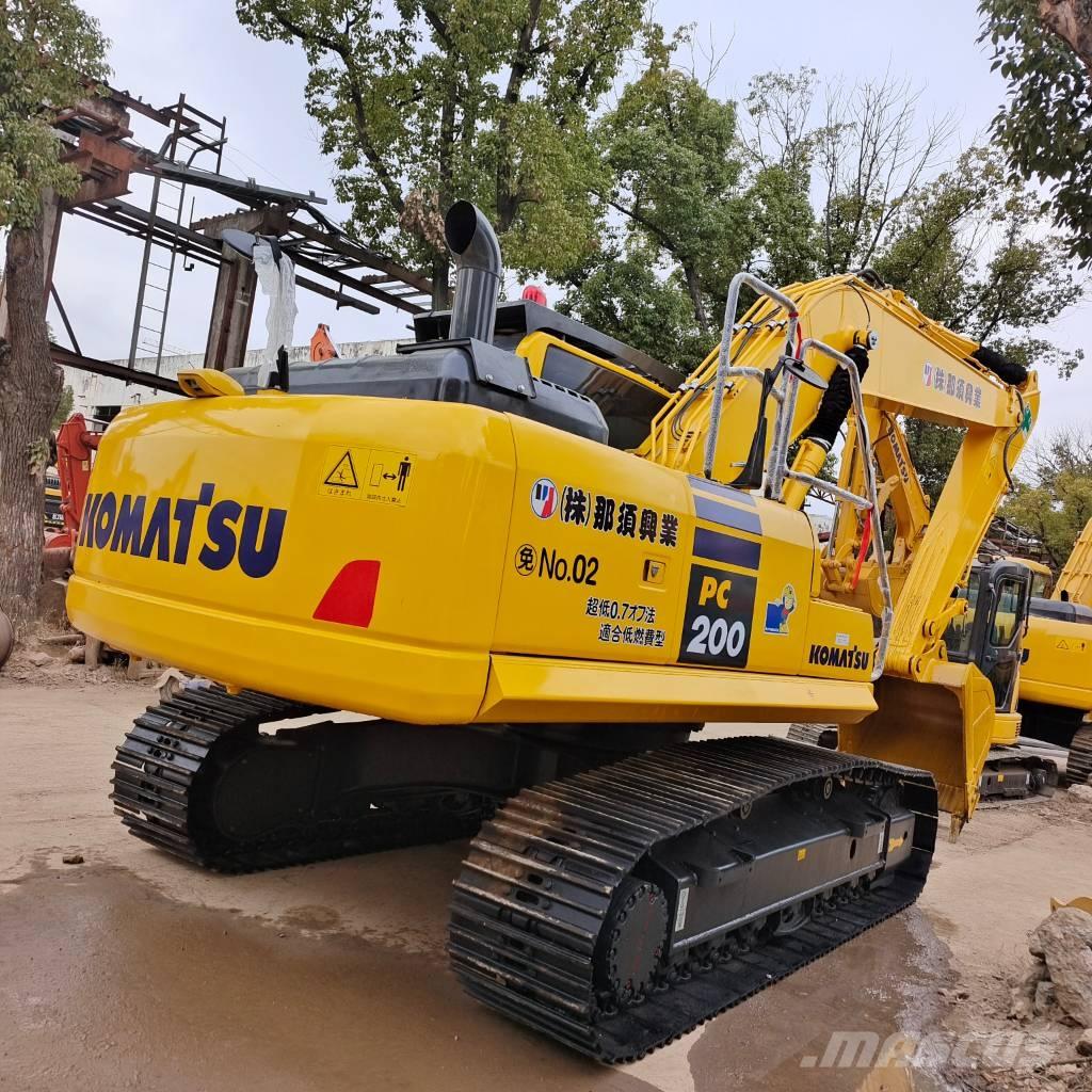 Komatsu PC200-8 履带挖掘机