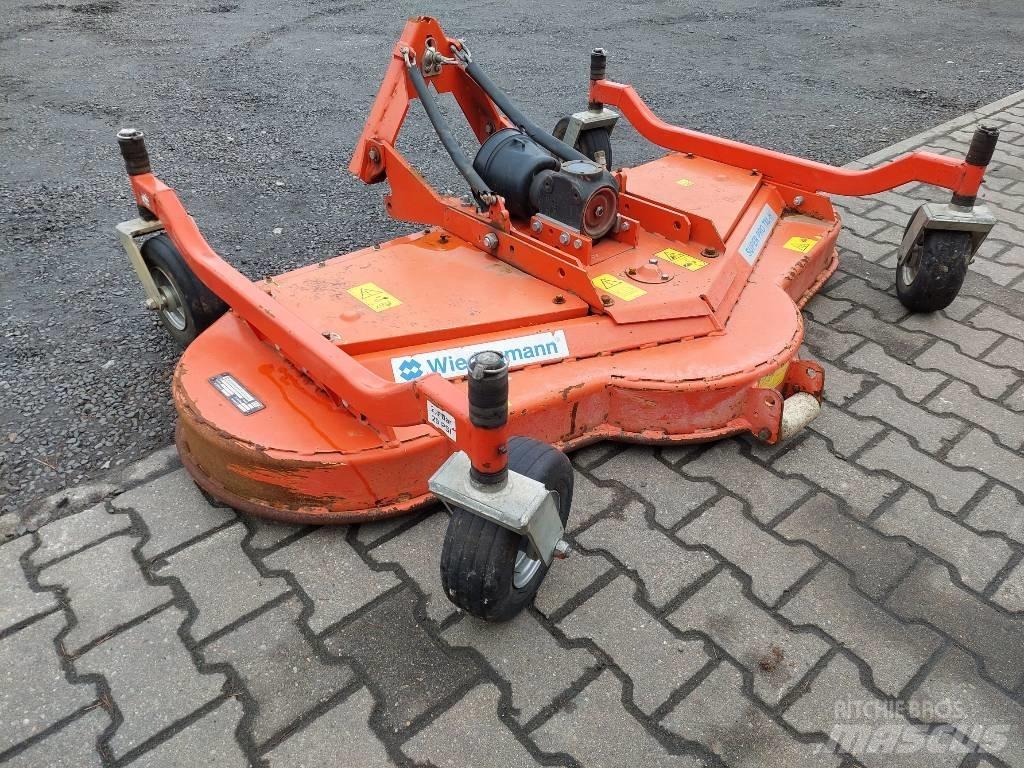 Wiedenmann RMR 180H 装载牵引式割草机