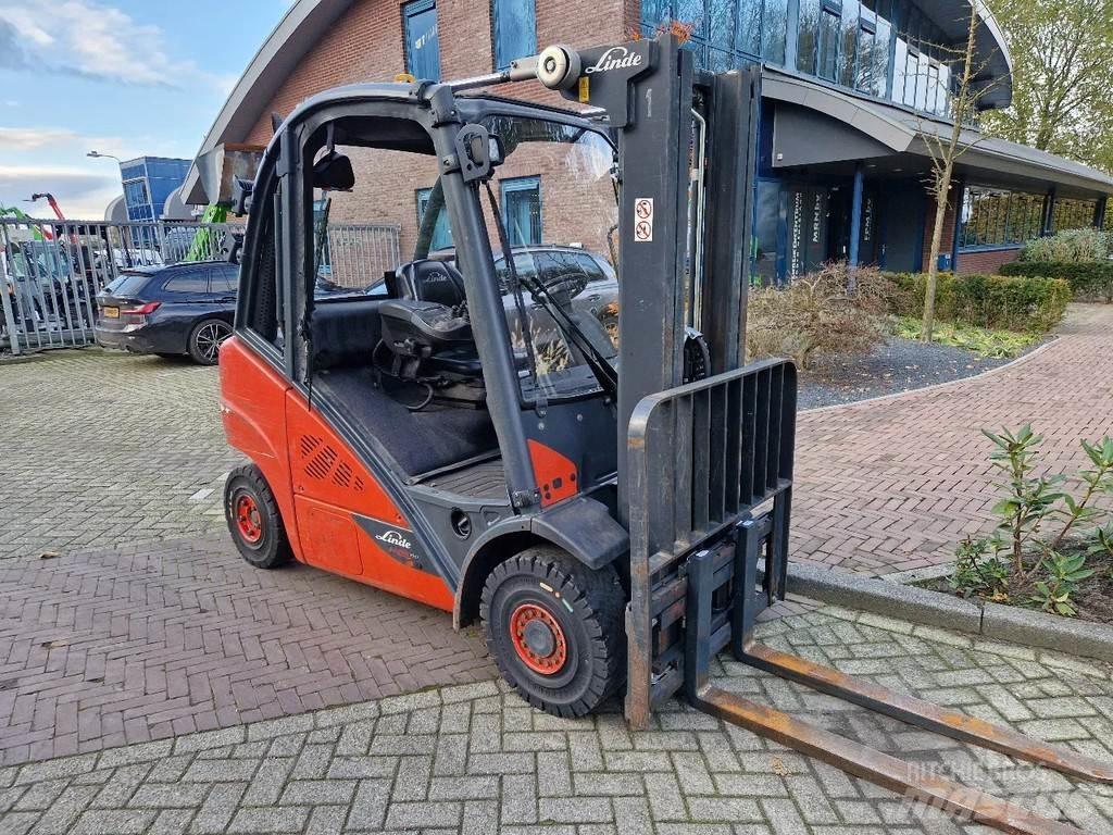 Linde H25D-02 柴油叉车