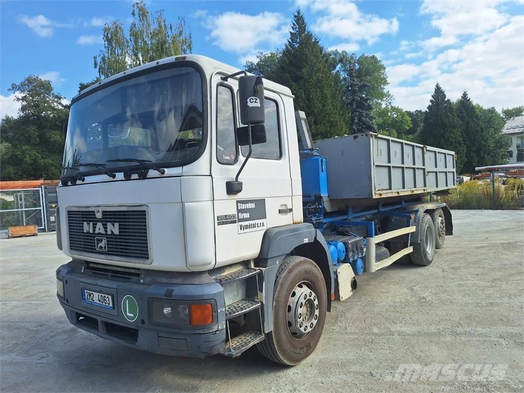 MAN 26.403 6X2 平板车