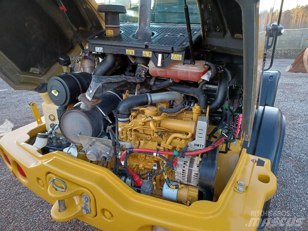 CAT 907 M 轮式装载机