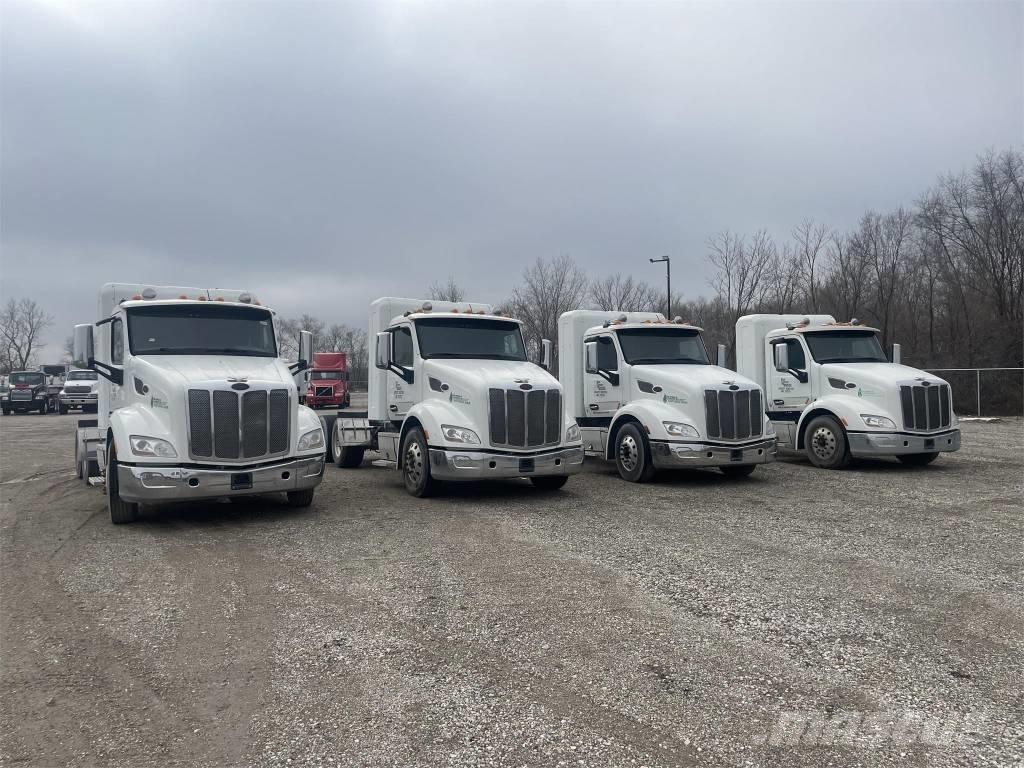 Peterbilt 579 牵引车