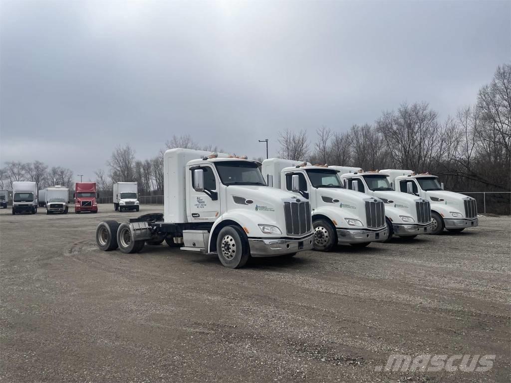 Peterbilt 579 牵引车