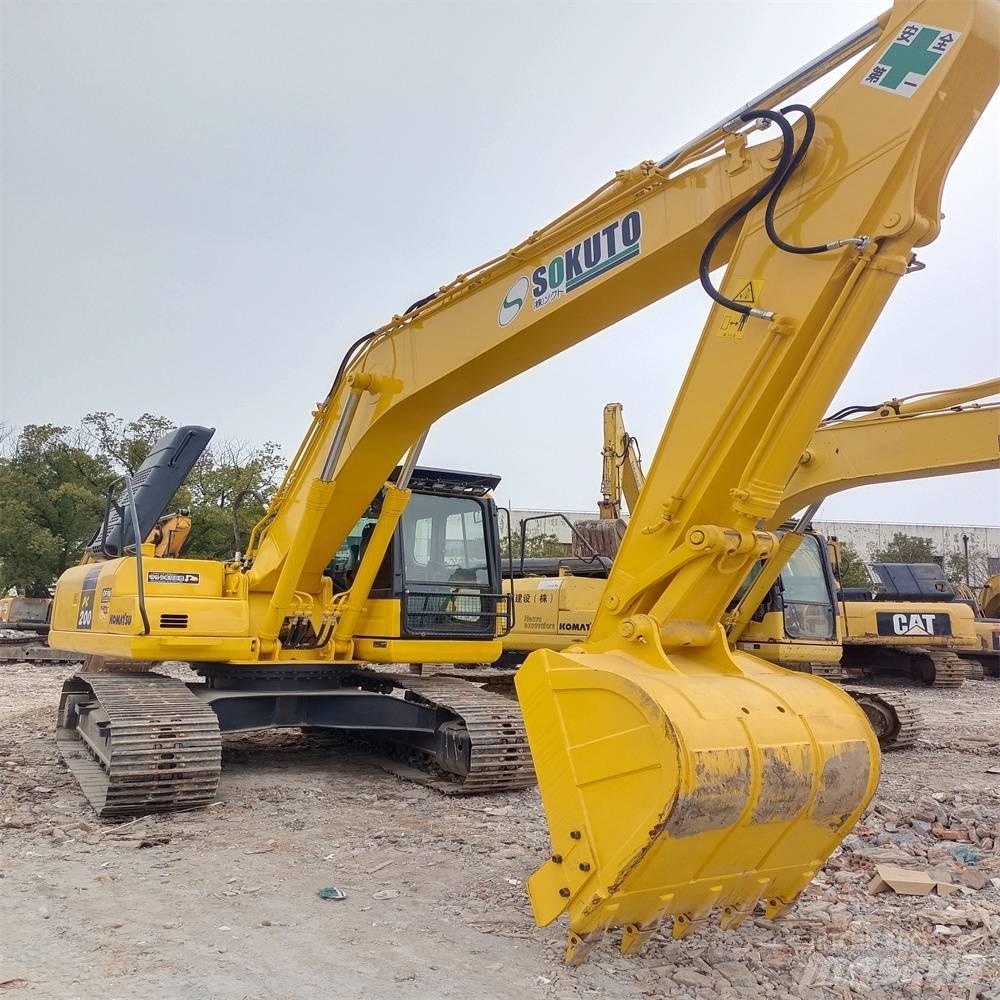 Komatsu PC 200 履带挖掘机