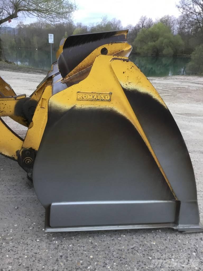 Komatsu WA 475-10E0 轮式装载机