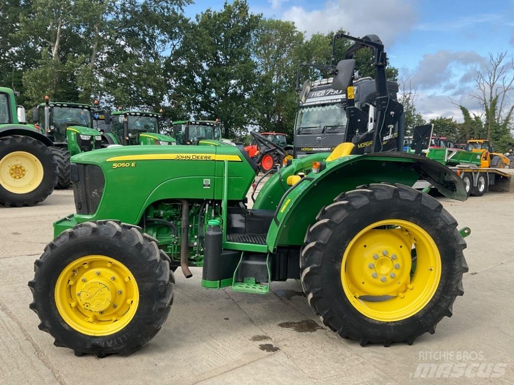 John Deere 5050E 拖拉机/农用车