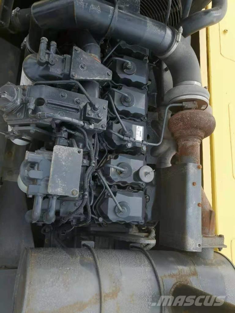 Komatsu PC 400-7 履带挖掘机