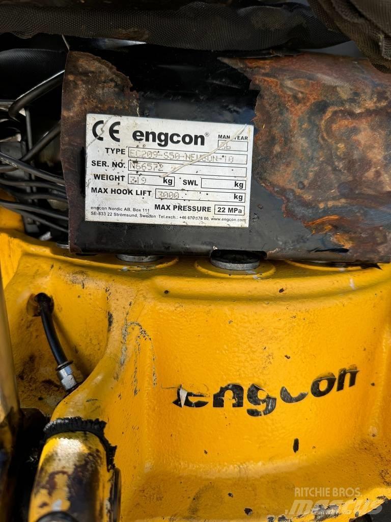Wacker Neuson EW 100 轮式挖掘机