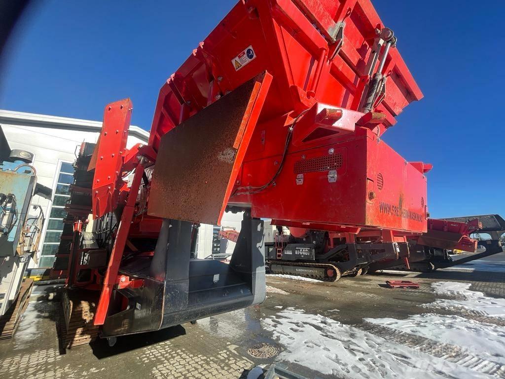 Sandvik QS331HS 移动式破碎机
