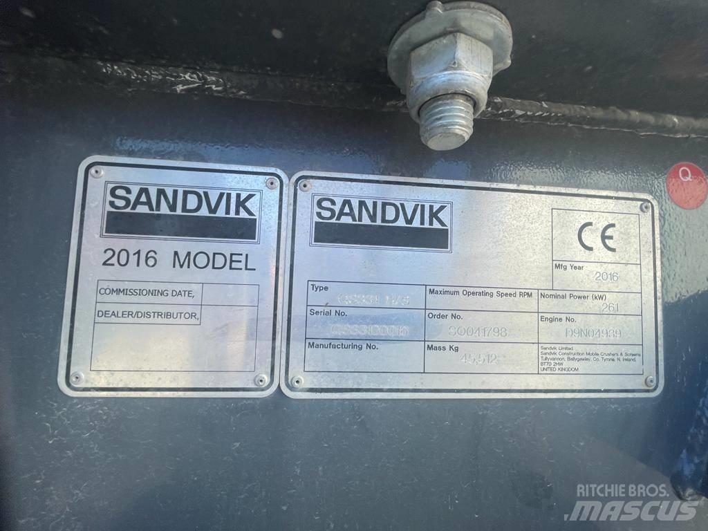 Sandvik QS331HS 移动式破碎机