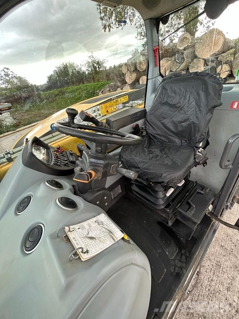 New Holland Th6.36 电动叉车