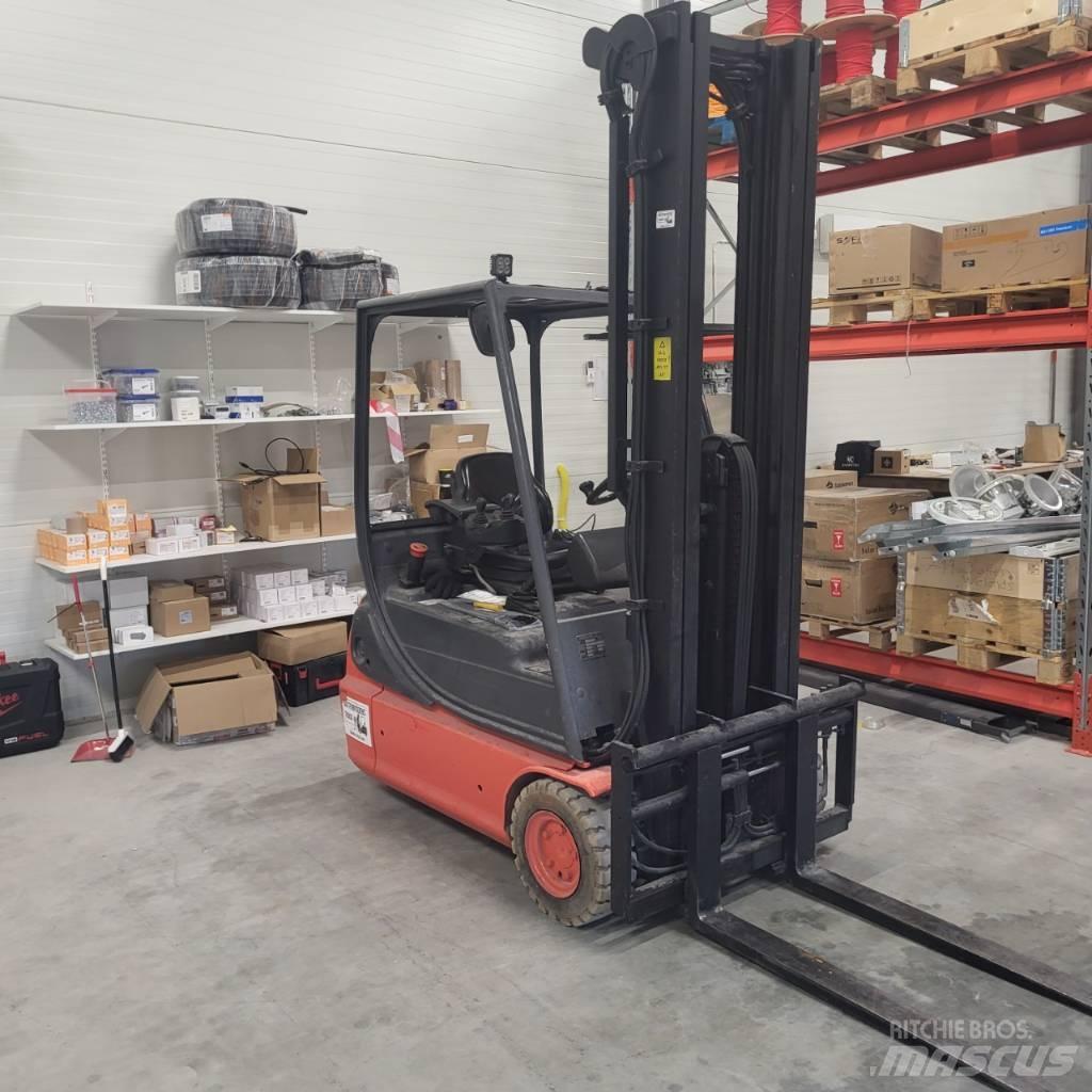 Linde E16C-02 电动叉车