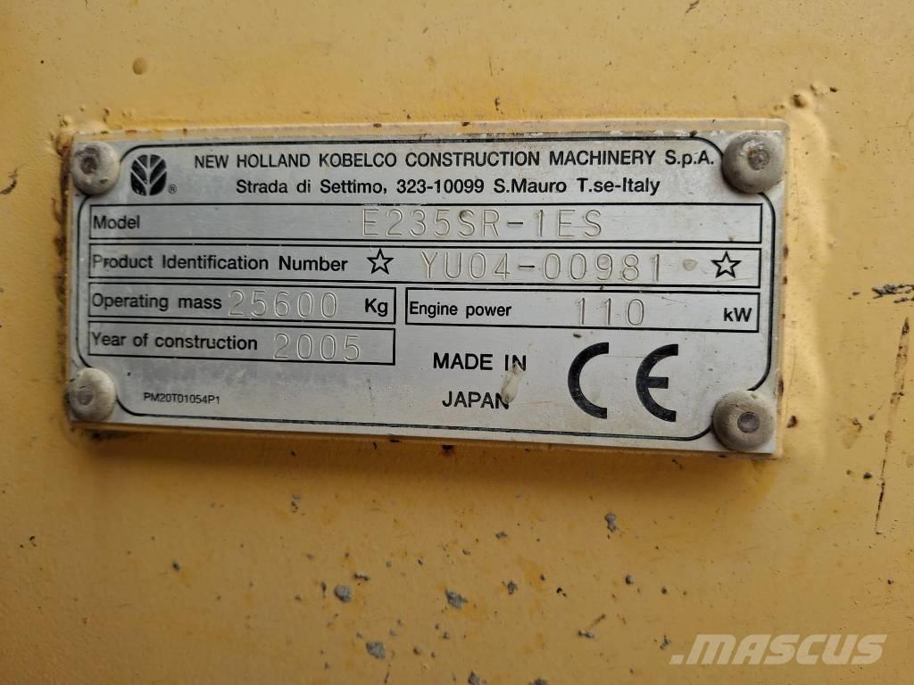 New Holland E 235 SR 履带挖掘机